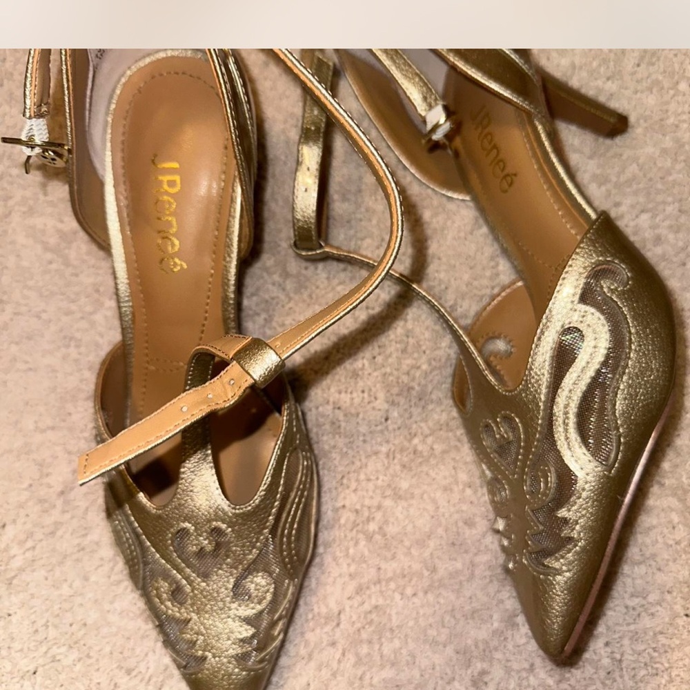 J. Reneé Lisha T-strap pumps - Picture 4 of 7